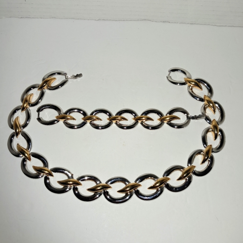 Vintage Silver and Gold Tone Signed Essex Metal Chunky Link Collar Set